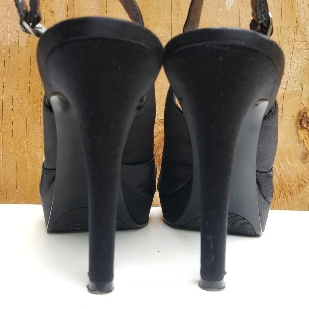 NINE WEST SATIN HEELS